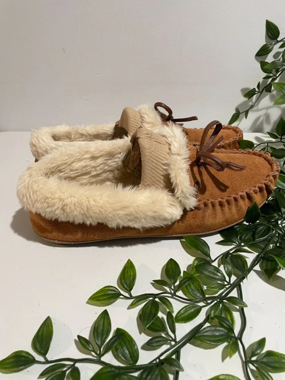 J.Crew Womens Faux Fur Lined Moccasin Slippers Size10 Suede Tan&Cream Rubber Sol